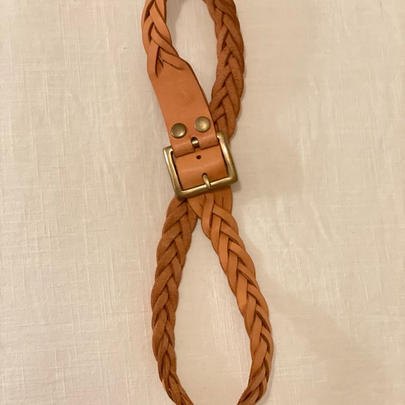 Leather M size Belt - Picture 1 of 3